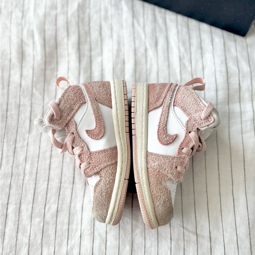 Air Jordan 1 Mid SE legend pink suede toddler sz 7 - Picture 3 of 8